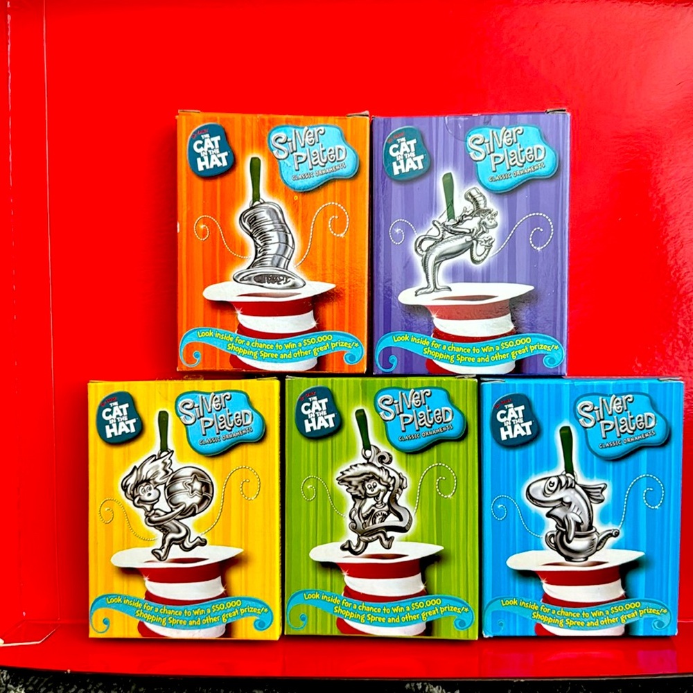 The Cat in the Hat Ornaments